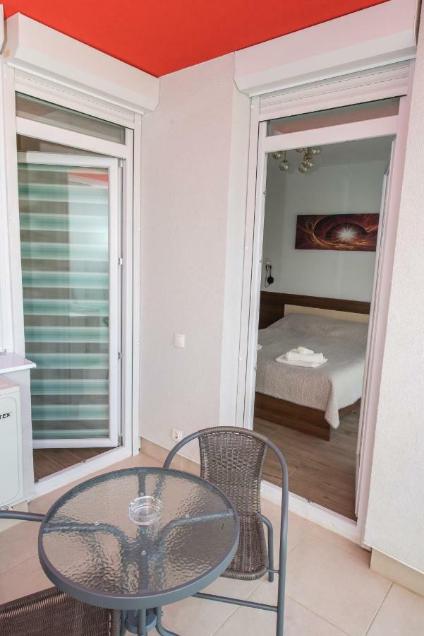 Stylish Stay - Premium - Free Parking & Central Location Oradea Exterior foto